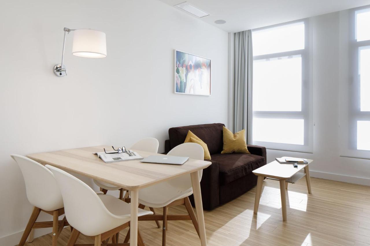 Mush Room Apartamentos Севілья Екстер'єр фото