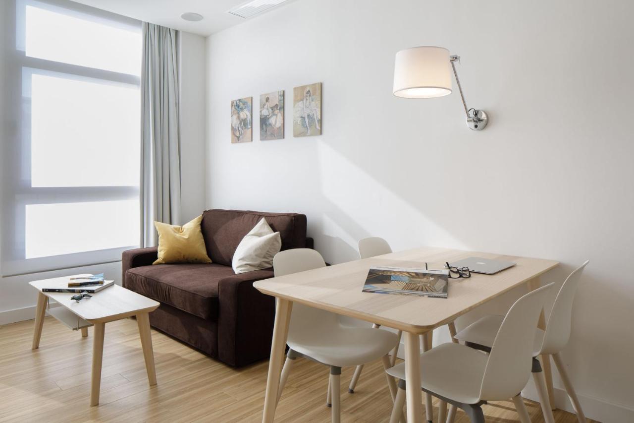 Mush Room Apartamentos Севілья Екстер'єр фото